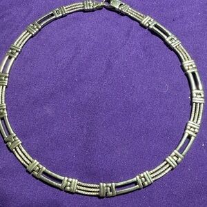 Elegant Sterling Silver Collar Necklace 17"  (3)